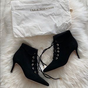 NEW Ulla Johnson lace up black suede booties